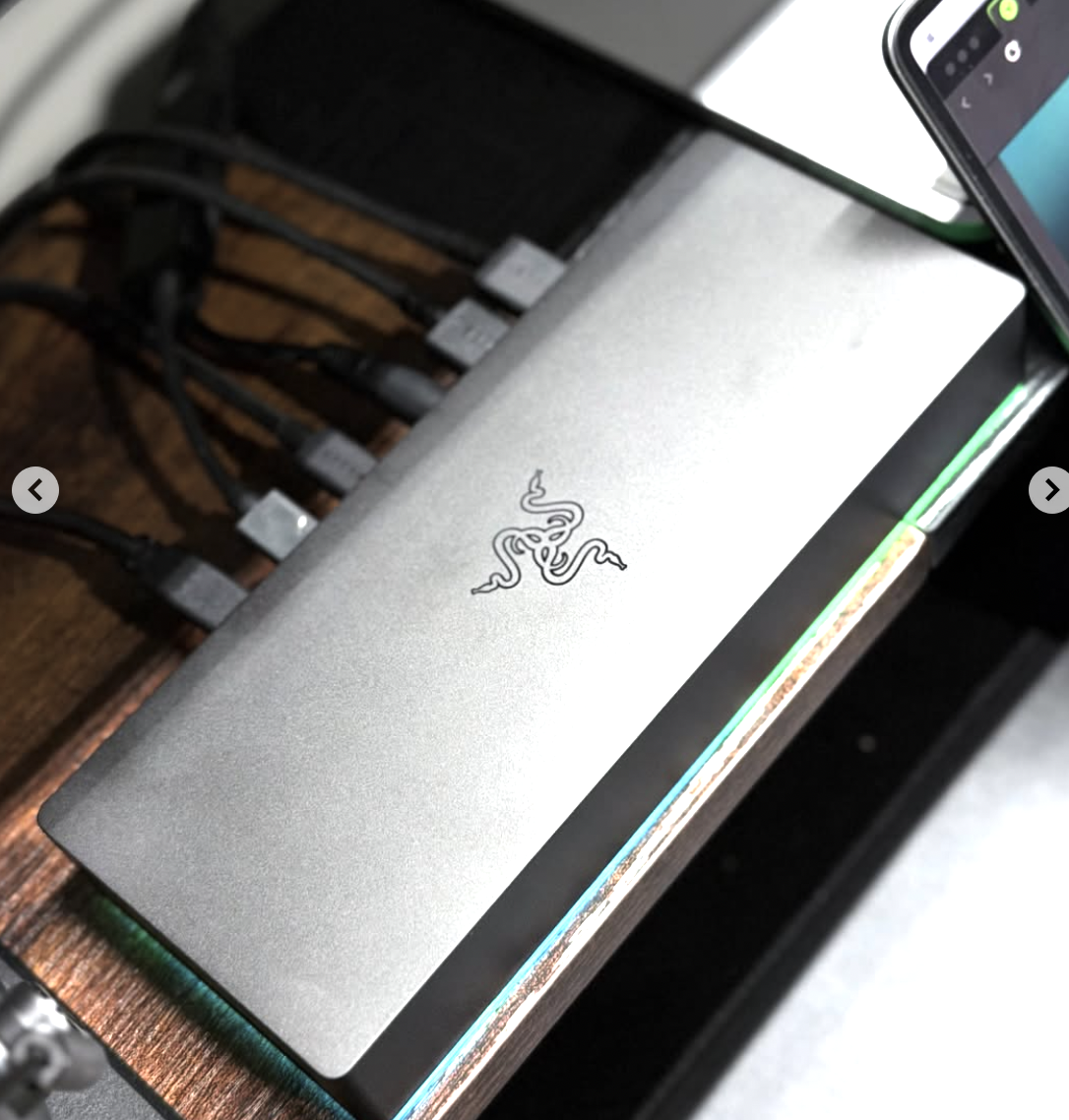 RAZER THUNDERBOLT™ 5 DOCK
